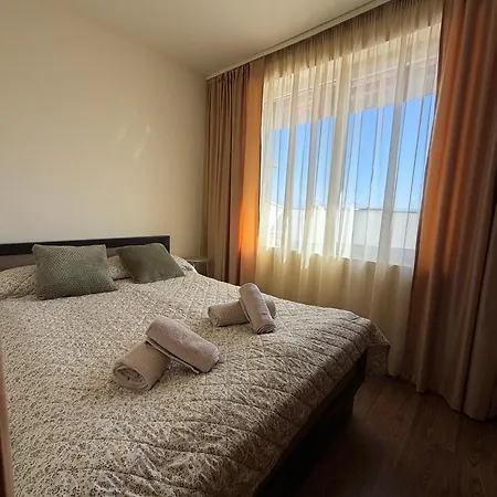 Royal Towers Lift View