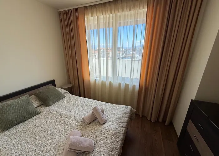 Royal Towers Lift View