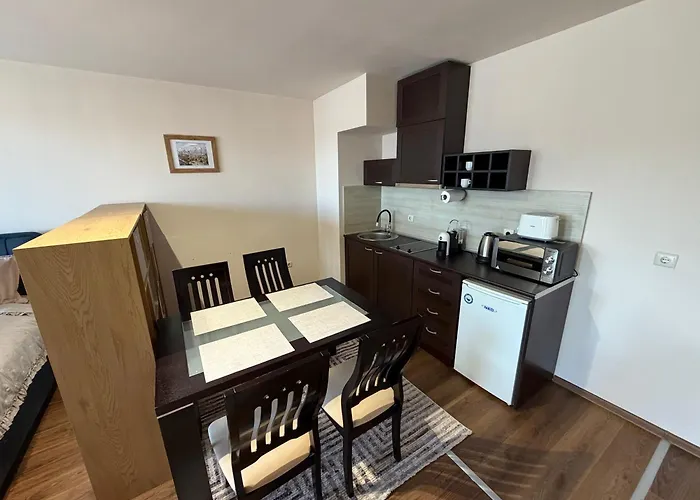 Royal Towers Lift View バンスコ